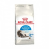 Корм для взрослых длинношерстных кошек, живущих в помещении Royal Canin Indoor Long Hair, сухой сбалансированный, 0,4 кг 